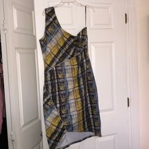 🔥 SEE PICS Project Runway One Shoulder Dress